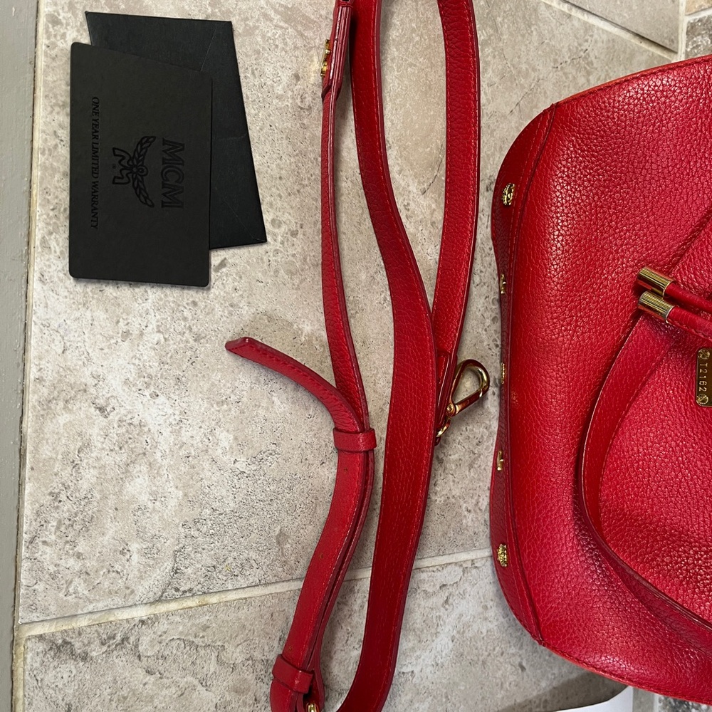 MCM,EUC,Red Pebbled Leather Shoulder Bag with Gold Accents, COA, 11.5x8.5x4”❤️!! - Picture 15 of 16